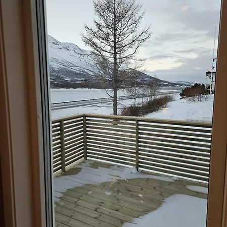 Feriehus Balsfjord Fjord & Mountain View *