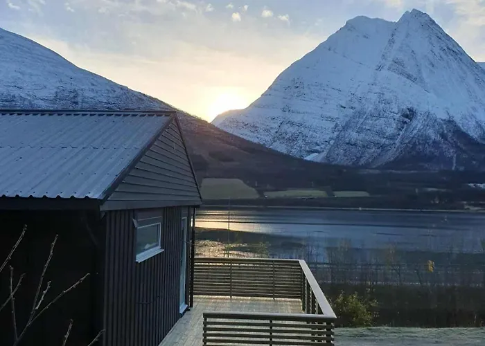 Feriehus Balsfjord Fjord & Mountain View